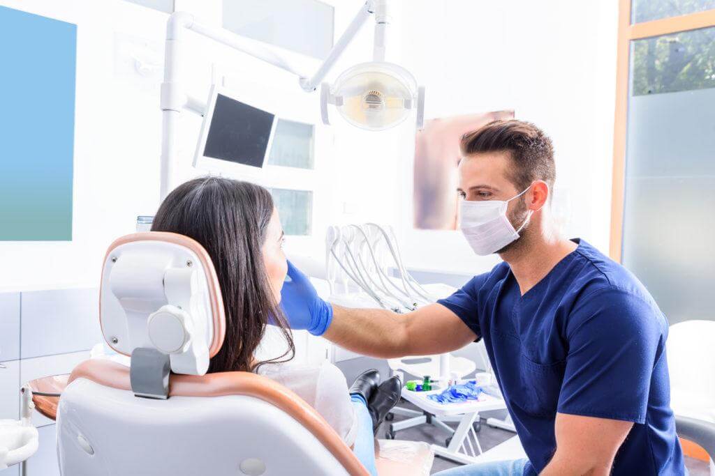 Консультация стоматолога-ортодонта: важность и основные этапы